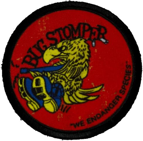 قمصان ذات شعر أحمر - رقعة معنويات Bug Stomper مقاس 3 بوصات - رقعات مخصصة - صُنعت في الولايات المتحدة الأمريكية in Saudi Arabia