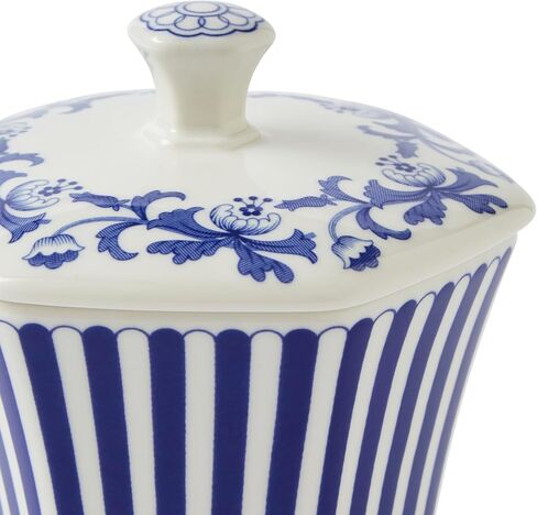 مزهرية Steccato الإيطالية باللون الأزرق من Spode، لمسة سداسية من البورسلين مقاس 5.2 بوصة مع شريط وشريط زهور - كلاسيكي باللونين الأزرق والأبيض لديكور المنزل المتوسطي المعاصر، مثالي للمعيشة وغرفة الطعام in Kuwait