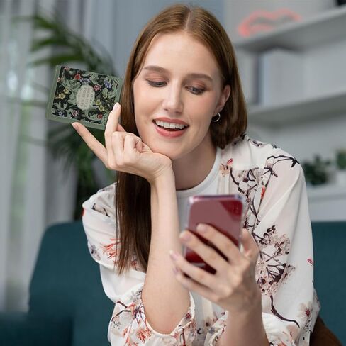 محفظة WishLotus النسائية، محافظ جلدية للنساء مع زهرة مطبوعة، محافظ للنساء الصديقات، حامل بطاقة الائتمان للنساء في مهرجان عيد الميلاد الخاص (أبيض) in Saudi Arabia