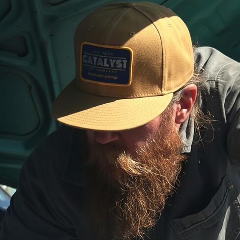 قبعة Tradesman Snapback – مجموعة التغيير – أسمر | أغطية رأس فاخرة لأسلوب الحياة in Saudi Arabia