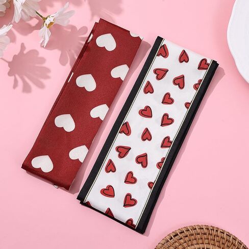 أوشحة نحيفة بطبعة قلب لعيد الحب، طقم مكون من قطعتين، ربطة عنق وشريط شعر، أحمر وأبيض in Kuwait