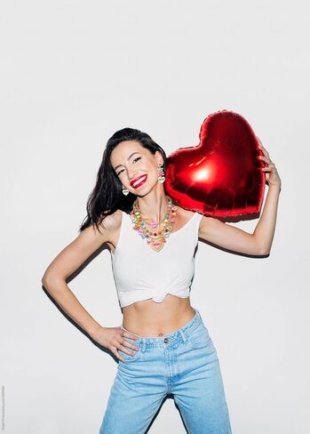 مجموعة مجوهرات عيد الحب الوردي المضحك XOXO على شكل قلب مصاصة على شكل دب غائر قلادة ذات طبقات متدلية مجموعة أقراط مجوهرات لذكرى عيد الحب وعيد الميلاد والحفلات in Saudi Arabia