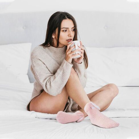 جوارب صوفية شتوية من YOYOU للنساء in Kuwait