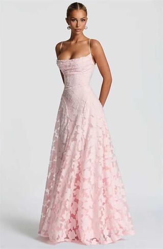 Spaghetti Straps Bridesmaid Dresses for Women Long Lace Formal Evening Gowns Floral Corset Prom Dress in Saudi Arabia