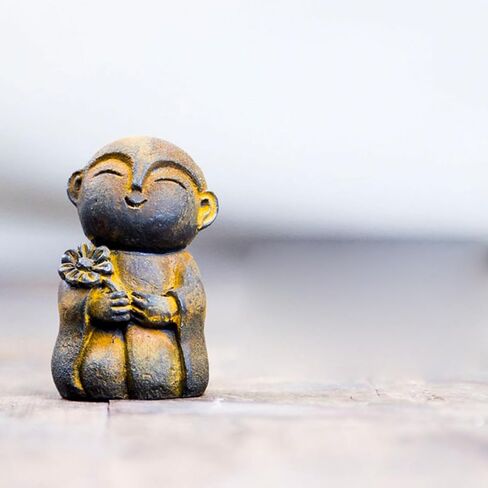 تمثال OwMell الياباني Jizo Monk، تمثال تمثال بوذا Jizo التذكاري لحوض السمك - Namaste in Kuwait