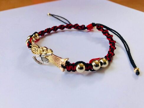 مجوهرات سانتواريو Pulsera de la Santa muerte Negro y rojo tejido torsal y oro laminado 6 مللي متر in Kuwait