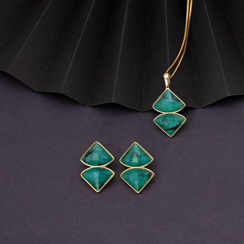 14k Gold-Plated Emerald Lozenge-Shaped Necklace and Earring Set – Natural Stone Jewelry Gift – Elegant Set – Emerald Collection in Saudi Arabia