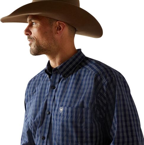 قميص ARIAT Men Pro Series Sawyer كلاسيكي مناسب باللون الأزرق الداكن in Saudi Arabia