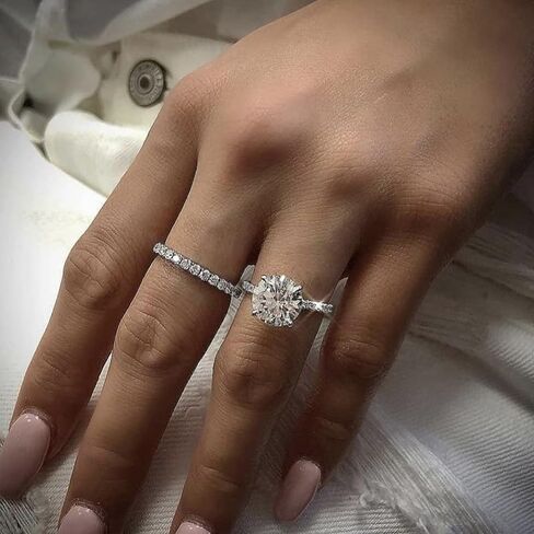 A Set of Extra Large Shining Zirconia Women's Stacking Rings Elegant Versatile Jewelry for Daily Wear Dates Parties Unique Gifts in Saudi Arabia