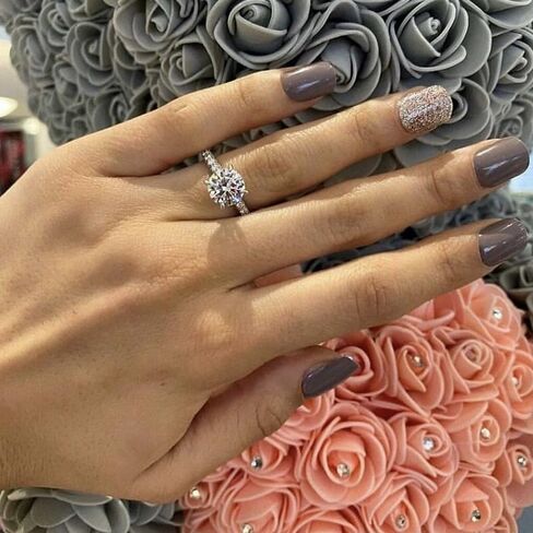 A Set of Extra Large Shining Zirconia Women's Stacking Rings Elegant Versatile Jewelry for Daily Wear Dates Parties Unique Gifts in Saudi Arabia
