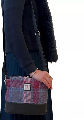 Harris Tweed Women’s Square Shoulder Country Green Designed Bag – Handwoven Wool from Scotland in Saudi Arabia