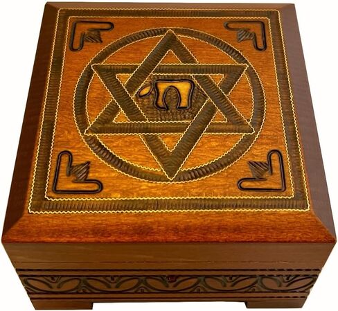 Star of David Wood Box w/Lock & Key Handcrafted Magen David Box Jewish Judaica Keepsake Made in Poland in Saudi Arabia