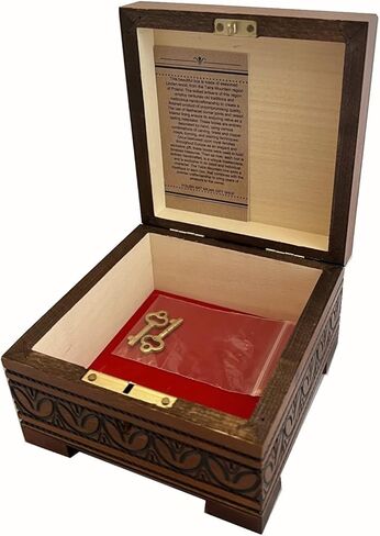 Star of David Wood Box w/Lock & Key Handcrafted Magen David Box Jewish Judaica Keepsake Made in Poland in Saudi Arabia