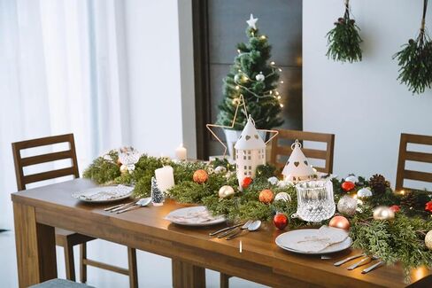 إكليل عيد الميلاد من الصنوبر بطول 9 أقدام، إكليل من الخضرة الاصطناعية، إكليل من خشب السرو الواقعي للمنزل لقضاء العطلات في الموقد لتزيين قطعة الطاولة in Kuwait