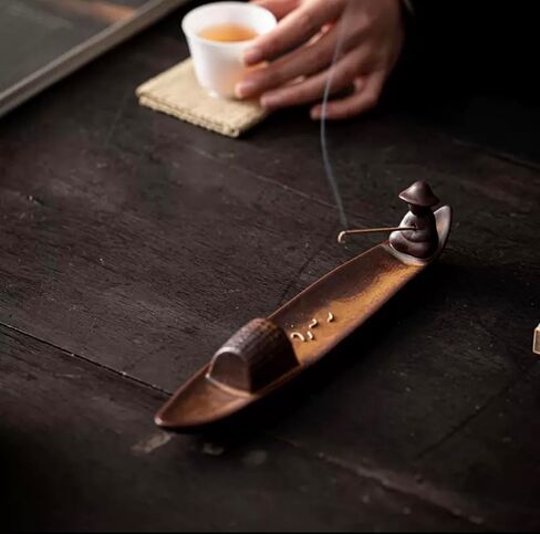 حامل عصا البخور من السيراميك مع 3 فتحات - صائد رماد موثوق به للعصي المتعددة، مثالي للتأمل واليوجا وديكور المكتب المنزلي - قاعدة حرق جمالية وعملية in Kuwait