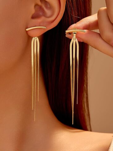 1 Pair Gold Hoop Earrings for Women, Minimalist and Lightweight Style Drop Earrings for Both Casual and Formal Events, Elegance and Trendy Jewelry Accessory, Multiple Styles in Saudi Arabia