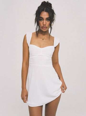 Princess Polly Women's Landon Mini Dress in Saudi Arabia