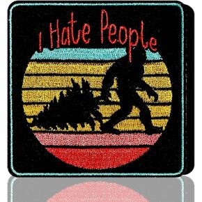 I Hate People Big Foot Sasquatch رقعة معنويات مضحكة، 3 بوصات مطرزة بخطاف وحلقة تكتيكية لحقائب الظهر والقبعات والسترات وسترات الكلاب وجدار التصحيح والحقائب in Kuwait