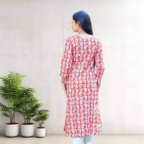 Women's Pure Cotton Printed Straight Kurti Floral Print 3/4 Sleeve Round Neck, Ethnic Casual Wear in Saudi Arabia