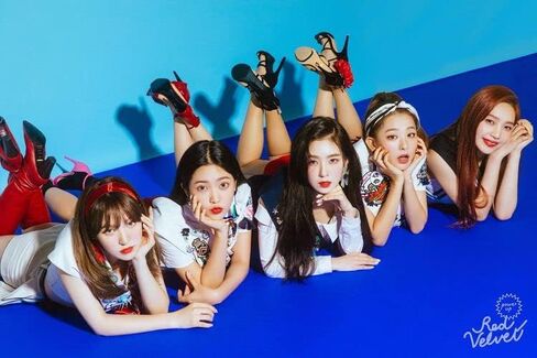 Red Velvet - [Summer Magic] Summer Mini Album Normal Ver CD+Booklet+PhotoCard K-POP Sealed in Saudi Arabia