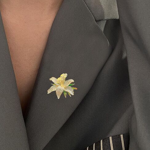 بروش زهرة الزنبق الفاخرة للنساء متألقة بالألماس الكامل دبوس الأزهار خمر فستان الزفاف طية صدر السترة المجوهرات in Kuwait