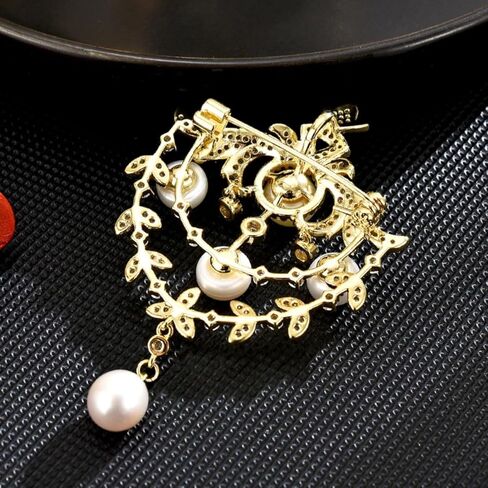 Elegant Delicate Statement Pearl Brooches and Pins for Women Classy Simple High End Broach for Designer Ladies in Saudi Arabia