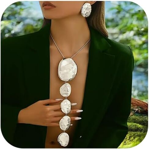 Chunky Gold Necklace Earring Set for Women Exaggerated Geometric Hammered Earrings Pendant Necklaces Trendy Jewelry Set for Party in Saudi Arabia