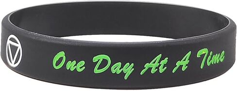 Recovery Gifts for Men Women,One Day at A Time Silicone Bracelets Sports Rubber Wristband NA AA Recovery Addiction Inspirational Bracelet Positive Serenity Protection Jewelry in Saudi Arabia