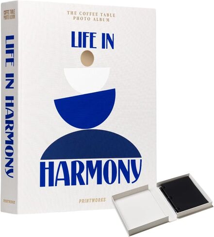 One Step at a Time - A Book About the First Time in My Life in Kuwait