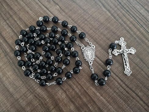 قلادة خرز مسبحة سوداء من رنفيدا، معدن سانت بنديكت المعجزة مع صليب يسوع، هدية مسيحية كاثوليكية للرجال والنساء in Kuwait