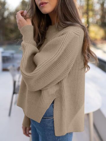 سترة نسائية Langwyqu 2023 ذات فتحة جانبية مضلعة وأكمام طويلة فضفاضة بلوفر غير متماثل بفتحة جانبية in Kuwait