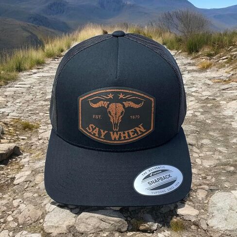 قبعة Say When Trucker - سوداء YP Snapback مع رقعة جلدية من الجلد الخام - قبعة سائقي الشاحنات الغربية - سوداء مع رقعة من الجلد الخام in Kuwait