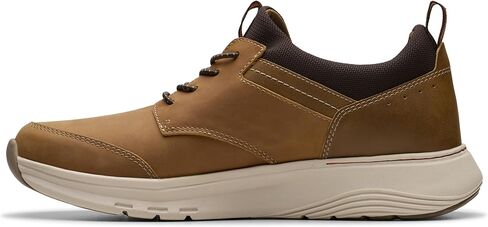 Clarks Mens Motion Trek Ez in Saudi Arabia