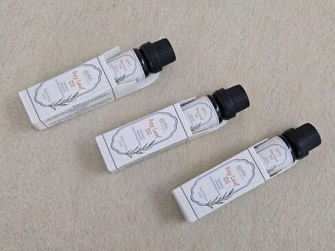 Premium Bay Leaf 10 ml Essential Oil, 100% Pure, Undiluted, Made from Carefully Selected and Dried Leaves, Therapeutic Grade, Aromatherapy, Hair and Scalp, Skin and DIY Personal Care in Saudi Arabia