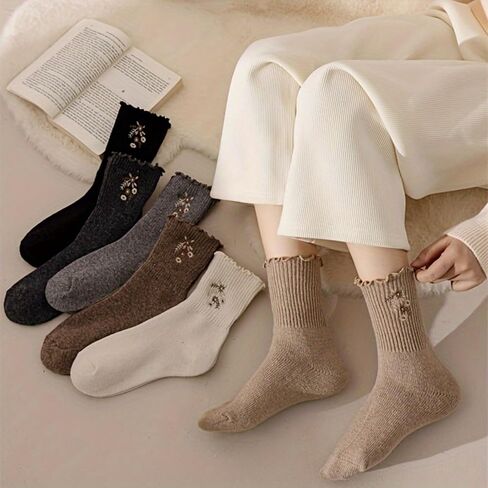 6 Pairs Ruffle Crew Socks Vintage Patterned Ankle Casual Fashion Dress Sock Cute Lettuce Floral Socks in Saudi Arabia