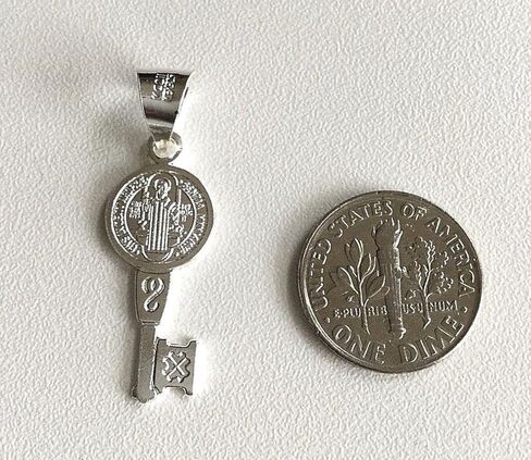 LUXURYGOLD888 925 STERLING SILVER SAINT BENEDICT KEY / 925 PLATA MEDALLA DE SAN BENITO LLAVE in Saudi Arabia