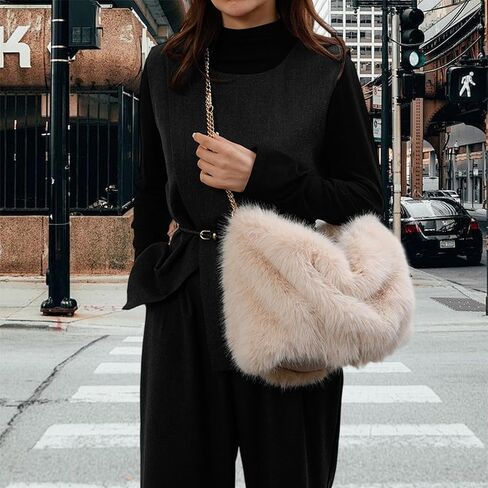 Furry Purse Winter Fluffy Purse for Women Fuzzy Tote Bag Handbags Faux Furs Shoulder Crossbody Bag in Saudi Arabia