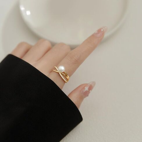 Adjustable Cross Over Ring with Zirconia, Minimalist Stackable Open Band Jewelry for Women, Elegant Gift in Saudi Arabia