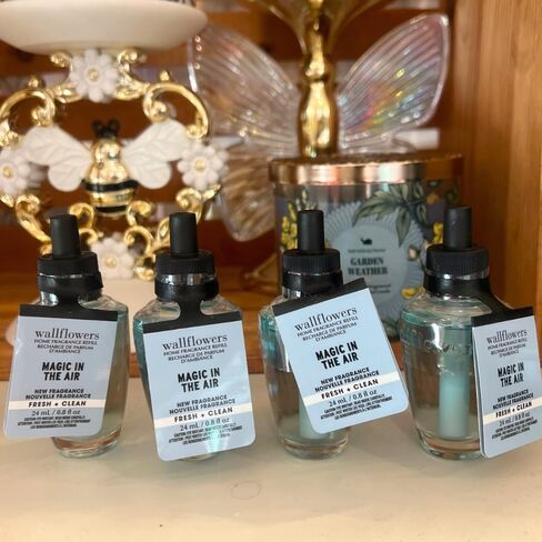 باث آند بودي وركس ماجيك إن ذا إير معطر منزلي برائحة زهور الحائط، 0.8 أونصة سائلة - عبوة من 4 قطع in Kuwait