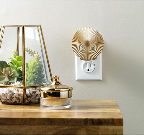 Yankee Candle Timeless Pleated Sun ScentPlug® Diffuser Gold in Saudi Arabia