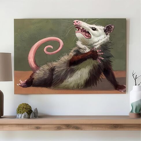 Opossum ملصق مضحك قماش جدار الفن، ديكور الحيوانات، ديكور جدار ملتوي، العمل الفني الفكاهة Opossum لمحبي الحيوانات، فكرة هدية مضحكة للمنزل (12 × 8 بوصة) in Kuwait
