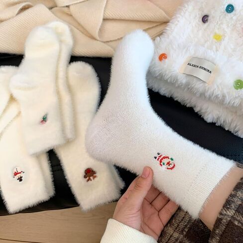 5 Pairs Christmas Socks Set, Winter Thickened Warm Socks with Santa Reindeer Snowman Patterns for Winter Home Lounging and Festive Occasions in Saudi Arabia
