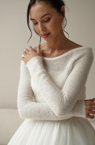 Wedding dress topper bridal bolero wedding pullover white mohair sweater bride top winter wedding cover up bridal cape in Saudi Arabia
