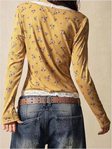 RoseSeek Women's Floral Graphic Lace Trim Sweaters V Neck Button Down Cropped Cardigans in Saudi Arabia
