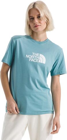 تي شيرت نسائي بأكمام قصيرة بنصف قبة من The North Face - تي شيرت برسومات الشعار الكلاسيكي، نسيج قطني ناعم in Kuwait