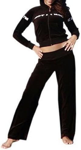 بدلة رياضية Velor Lounge Wear باللون الأسود in Saudi Arabia