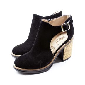 New Leather Black Booties Ankle Suede Boots with Fancy PU Soles size 8 US - BRITANIA T