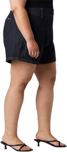 Levi Strauss Signature Gold Womens Totally Shaping Ultimate Pull-on Shorts in Saudi Arabia