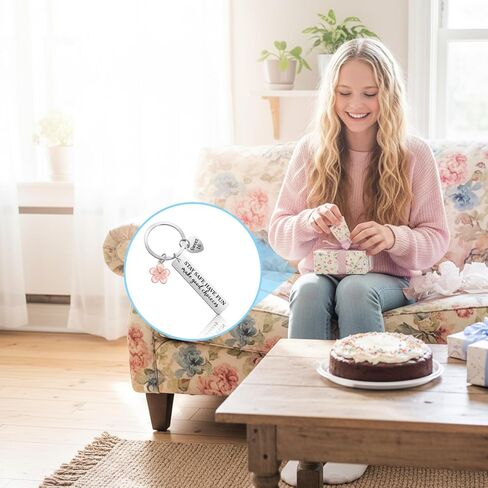 سلسلة مفاتيح Prasacco Sweet 16 للفتيات، هدية عيد الميلاد السادس عشر من الفولاذ المقاوم للصدأ حلقة مفاتيح ملهمة مع قلادة زهرة، ابق آمنًا واستمتع كهدية ممتعة لأخت الابنة أفضل صديق in Saudi Arabia