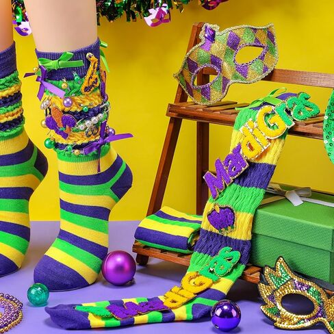 Cutecrop 40 جهاز كمبيوتر شخصى DIY 2 أزواج من جوارب Mardi Gras Slouch Scrunch 38 سحر هدية للنساء جوارب مخططة أرجوانية مضحكة Mardi Gras Charms Kit دبوس بروش إكسسوارات الأحذية للحزب النساء الرجال البالغين in Saudi Arabia